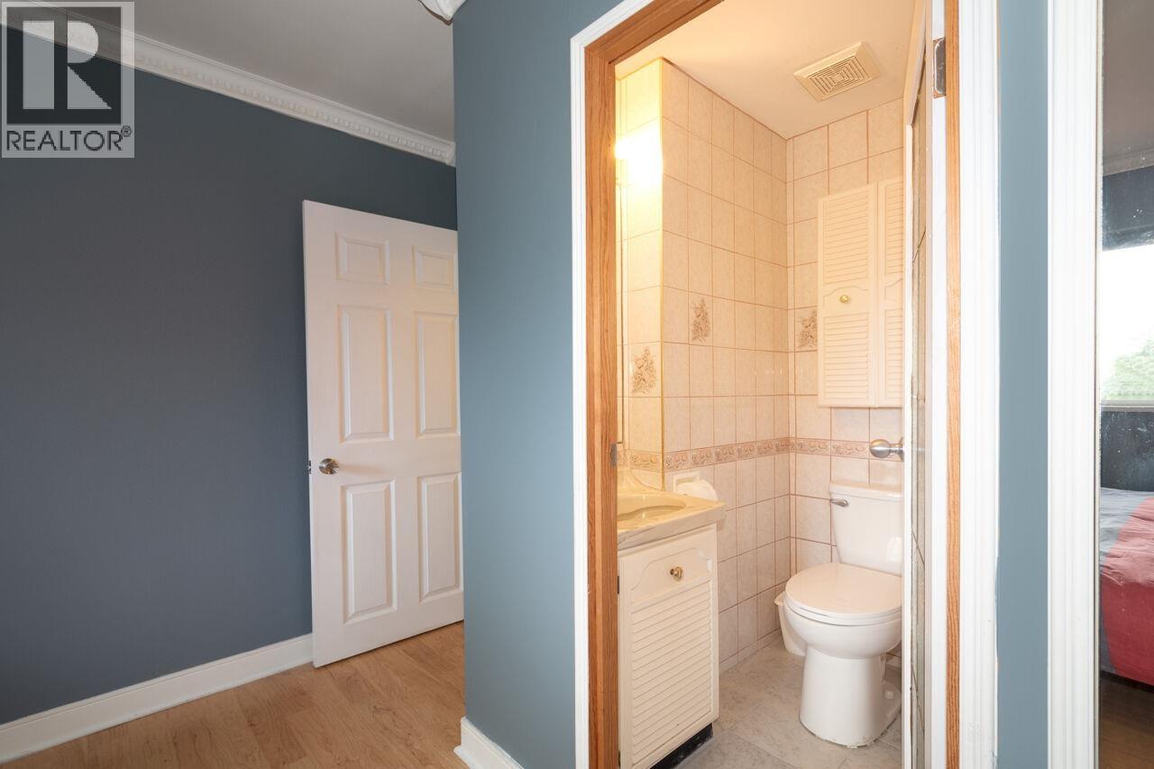 647 Blueridge Avenue, North Vancouver, British Columbia  V7R 2J4 - Photo 20 - R3110991