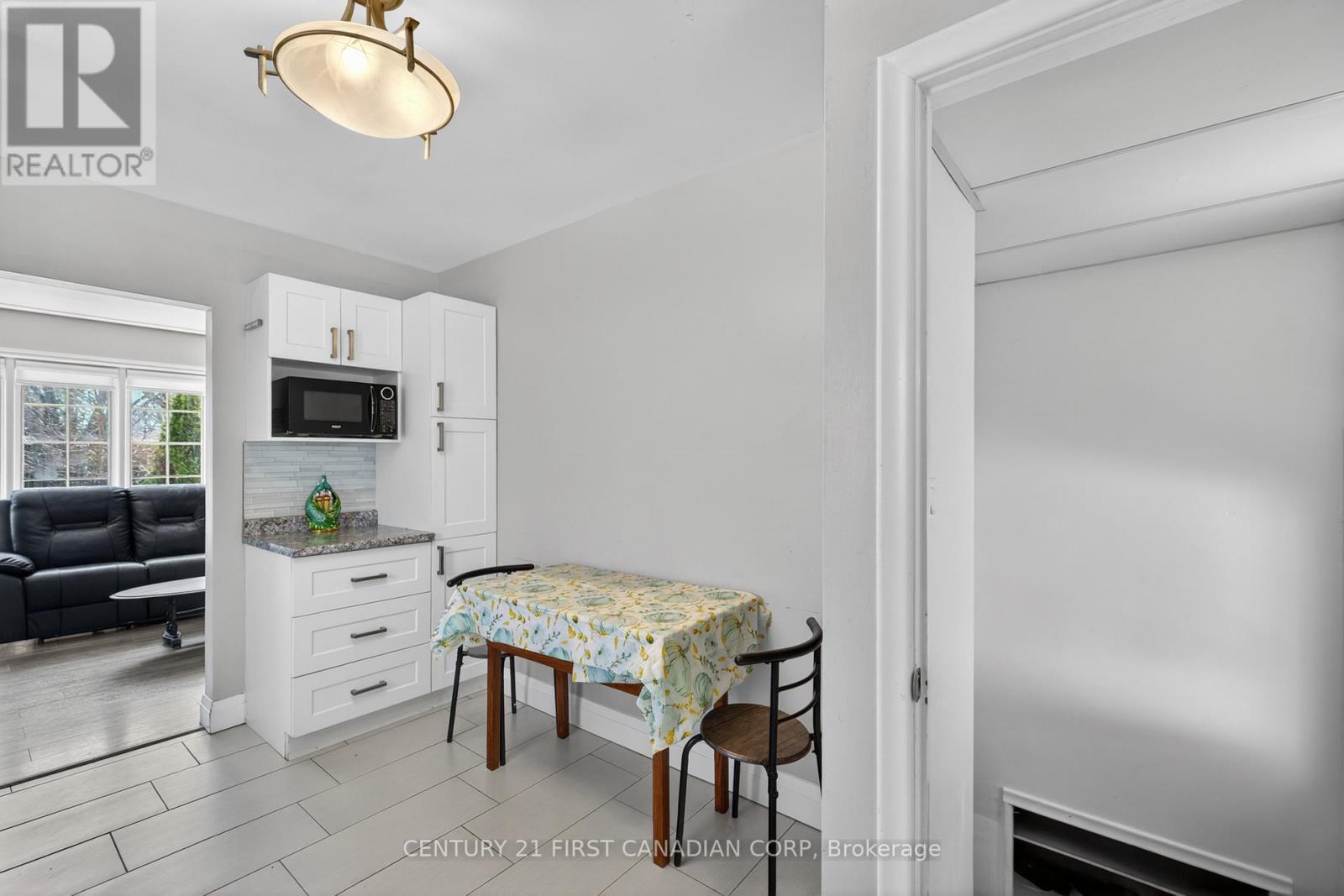 101 Jasper Crescent, London East, Ontario  N5W 1J9 - Photo 12 - X12994192