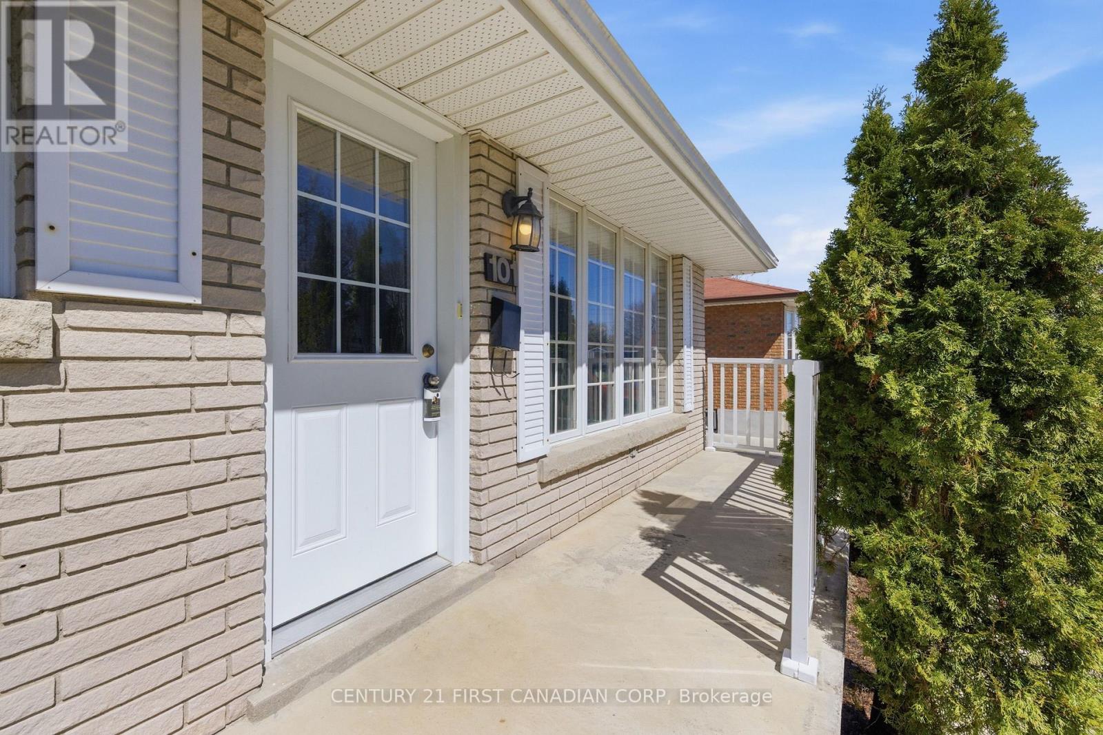 101 Jasper Crescent, London East, Ontario  N5W 1J9 - Photo 5 - X12994192