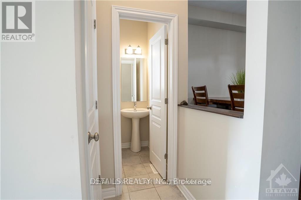 518 Silver Sage Avenue, Ottawa, Ontario K2J 4T1 - Photo 5 - X12994196