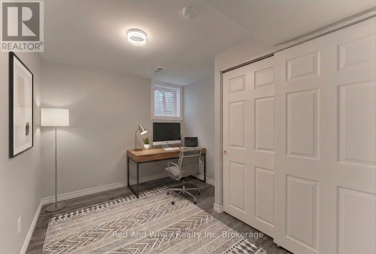 34 Forest Glen Court, Kitchener, Ontario  N2N 1E2 - Photo 34 - X12994152