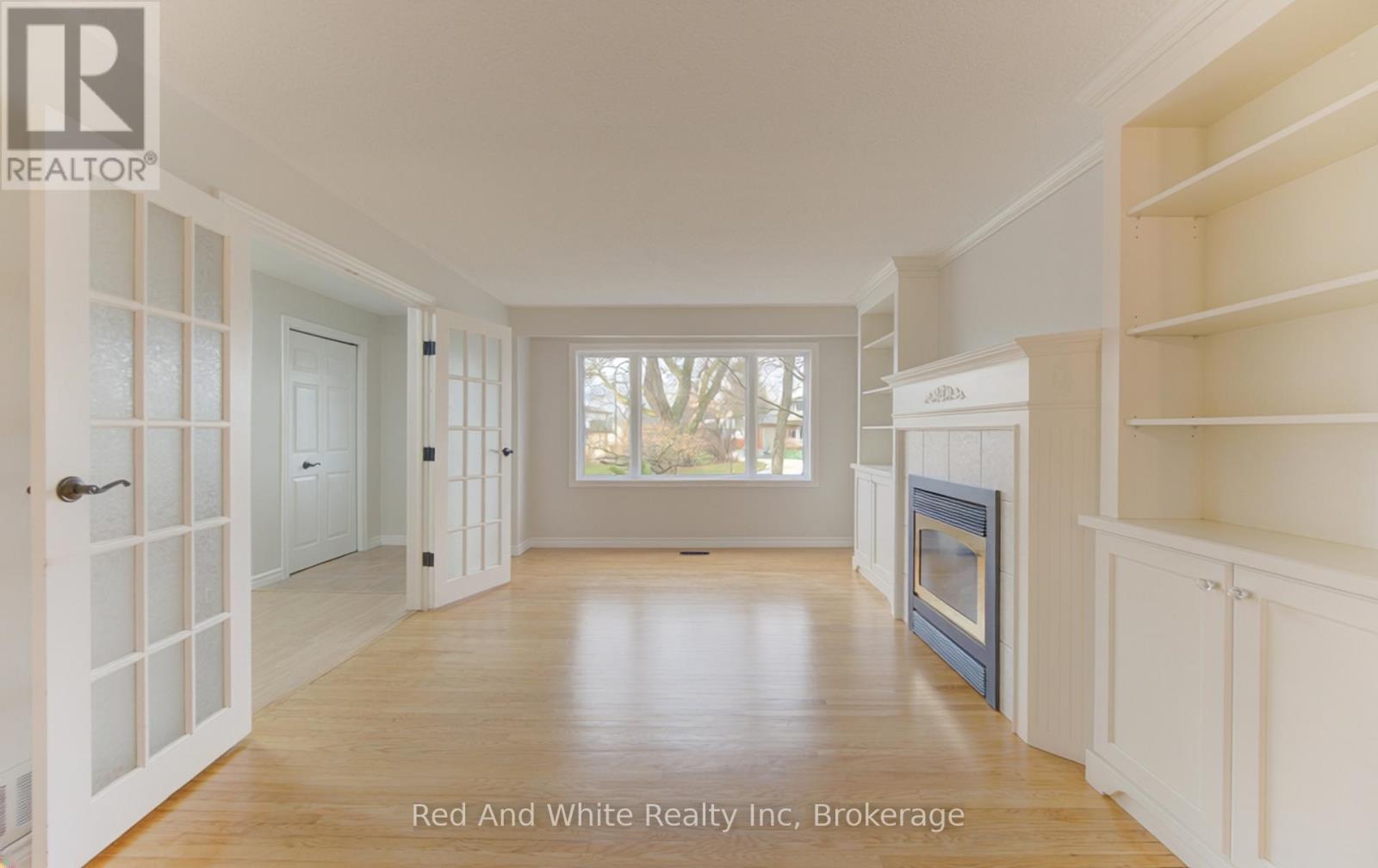 34 Forest Glen Court, Kitchener, Ontario  N2N 1E2 - Photo 7 - X12994152