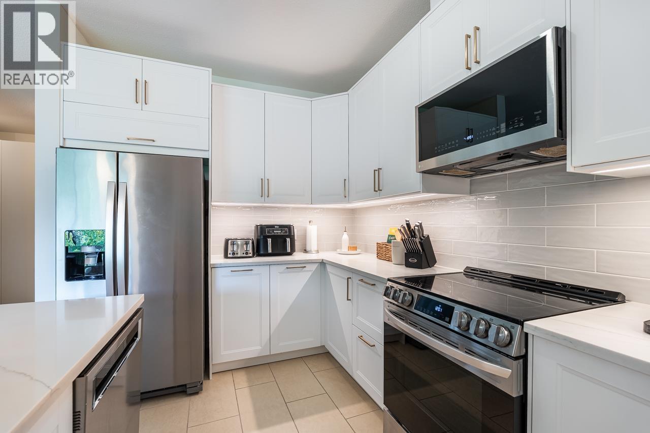 318 2477 Kelly Avenue, Port Coquitlam, British Columbia  V3C 0B3 - Photo 7 - R3100551