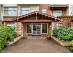 212 6500 194TH STREET, Surrey, British Columbia