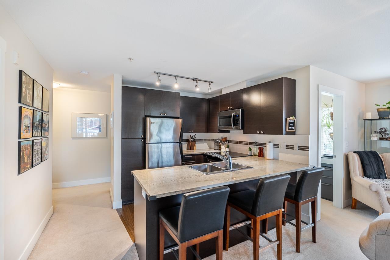 212 6500 194th Street, Surrey, British Columbia  V4N 5X4 - Photo 8 - R3108686