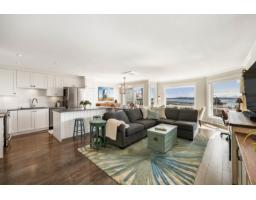 4 15139 BUENA VISTA AVENUE, White Rock, British Columbia