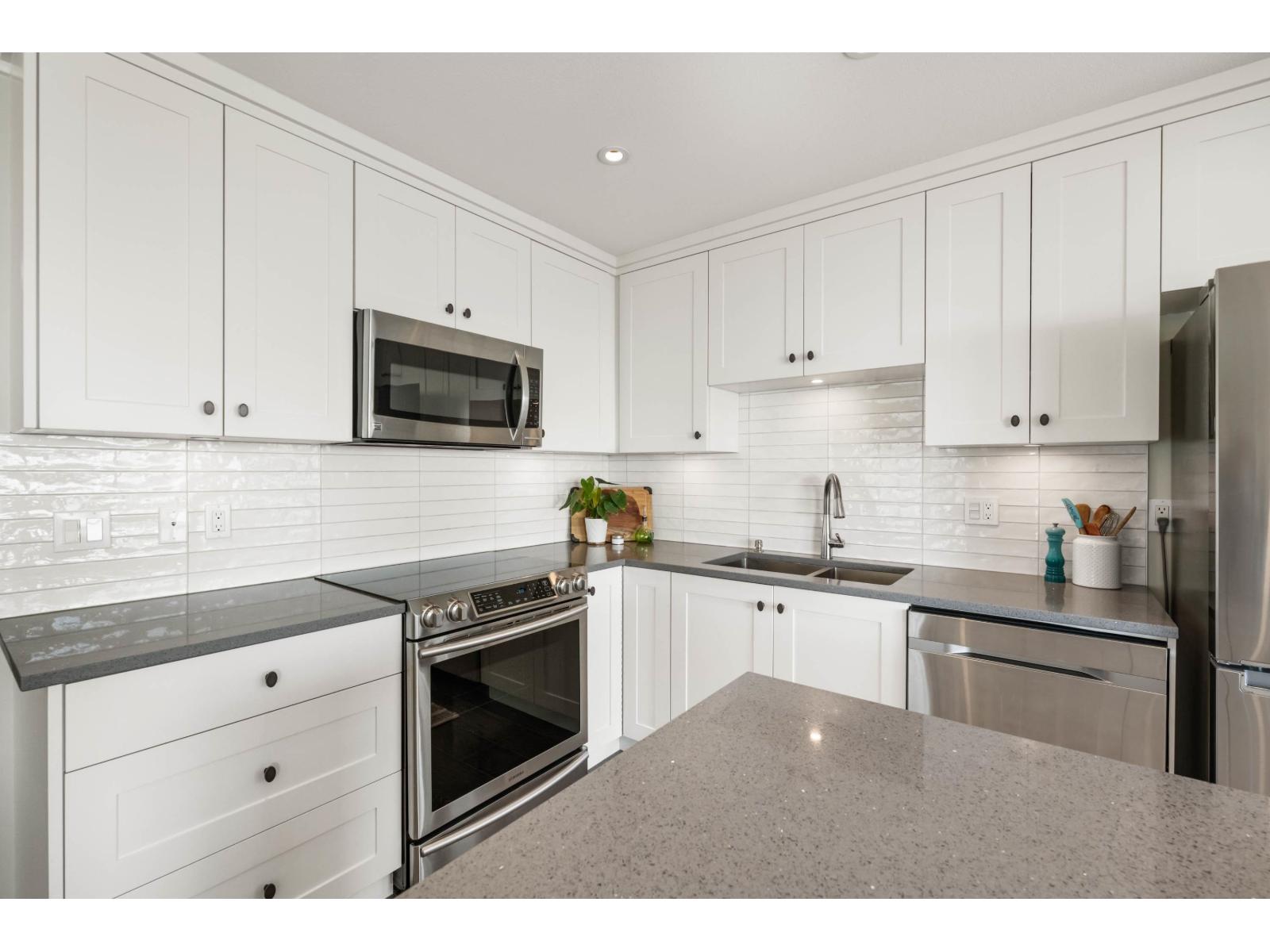 4 15139 Buena Vista Avenue, White Rock, British Columbia  V4B 1Y2 - Photo 11 - R3107261