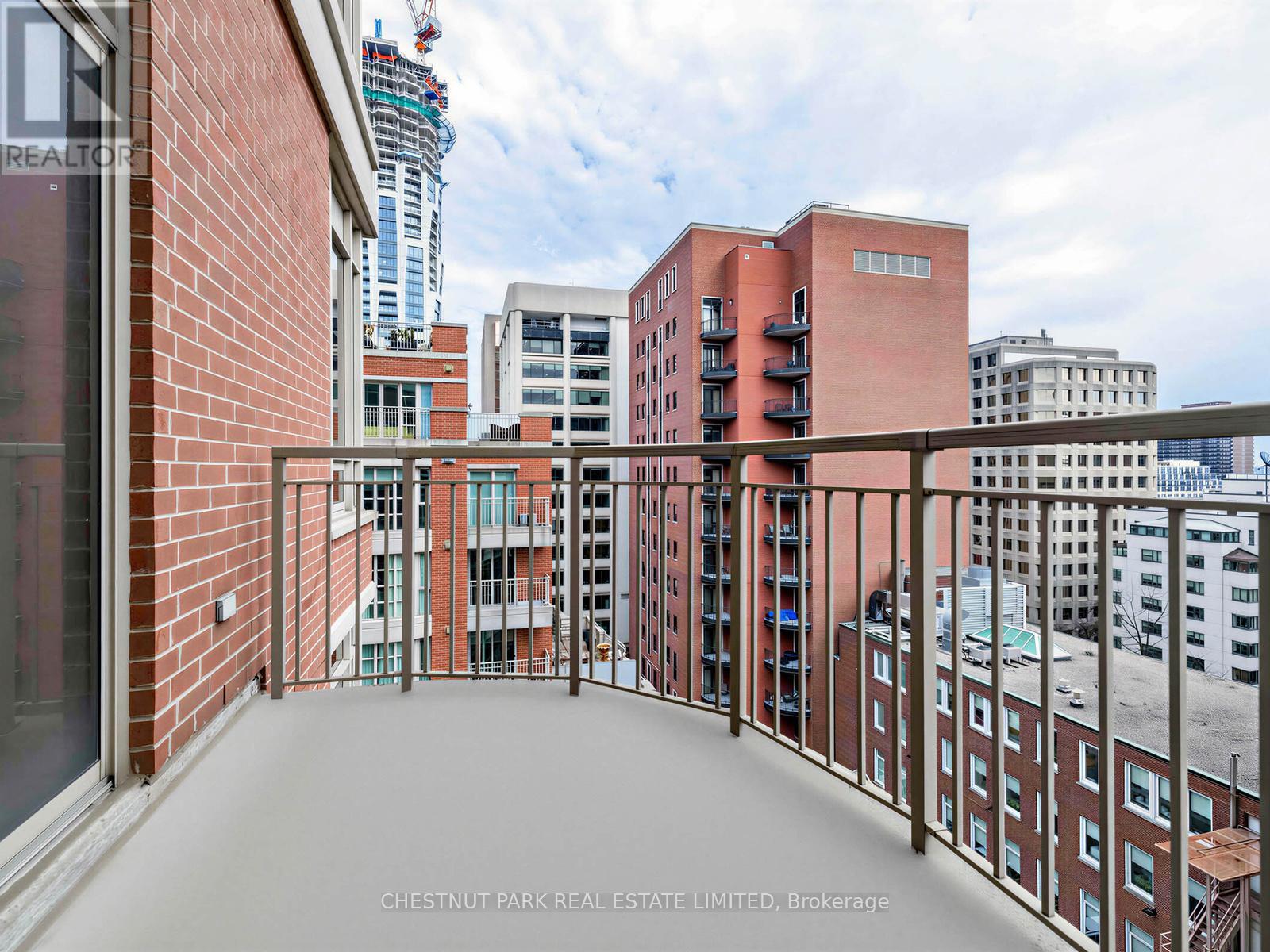 901 - 55 Delisle Avenue, Toronto, Ontario  M4V 1S8 - Photo 11 - C12994174