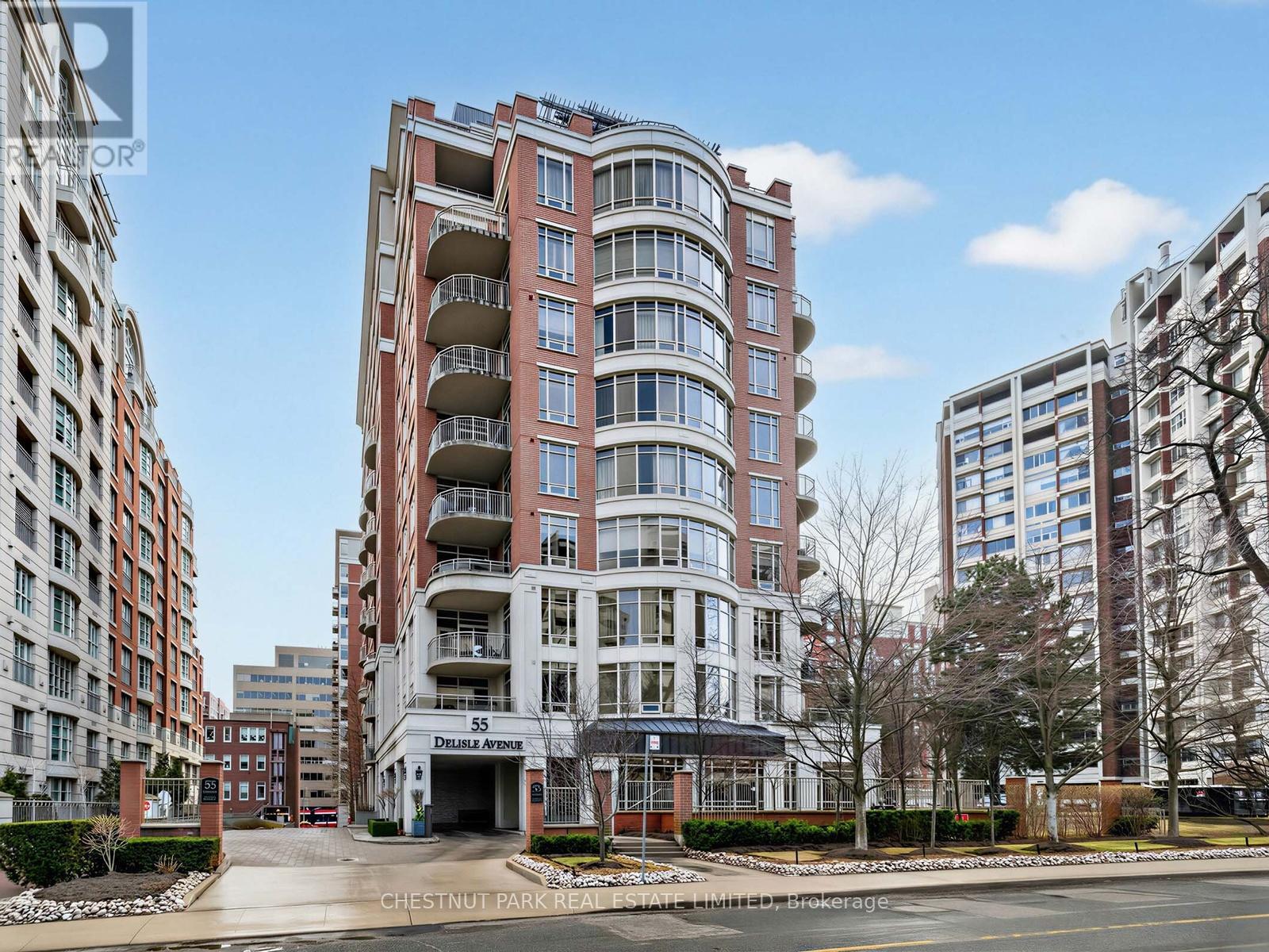 901 - 55 Delisle Avenue, Toronto, Ontario  M4V 1S8 - Photo 2 - C12994174