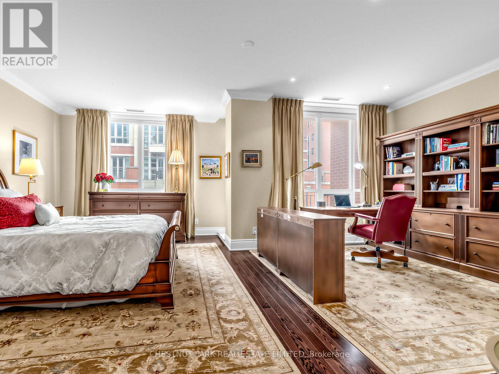 901 - 55 Delisle Avenue, Toronto, Ontario  M4V 1S8 - Photo 26 - C12994174