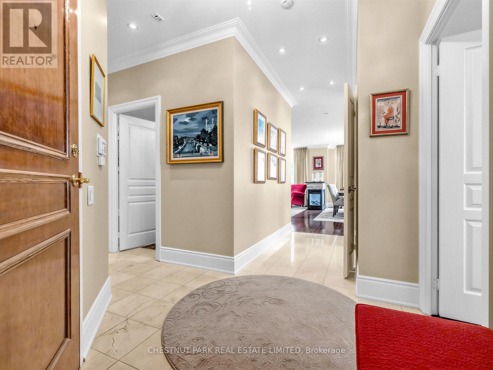 901 - 55 Delisle Avenue, Toronto, Ontario  M4V 1S8 - Photo 5 - C12994174