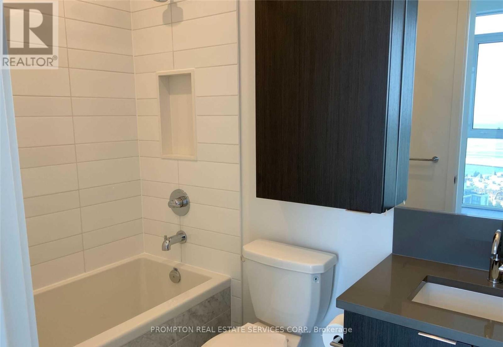 Ph09 - 38 Iannuzzi Street, Toronto, Ontario  M5V 0S2 - Photo 18 - C12994198