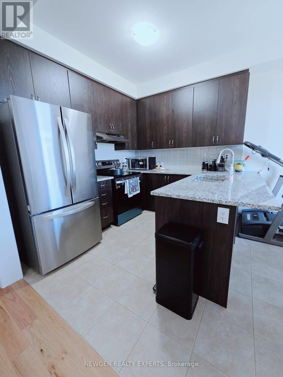 12 Cachia Lane, Ajax, Ontario  L1T 0P8 - Photo 6 - E12994184