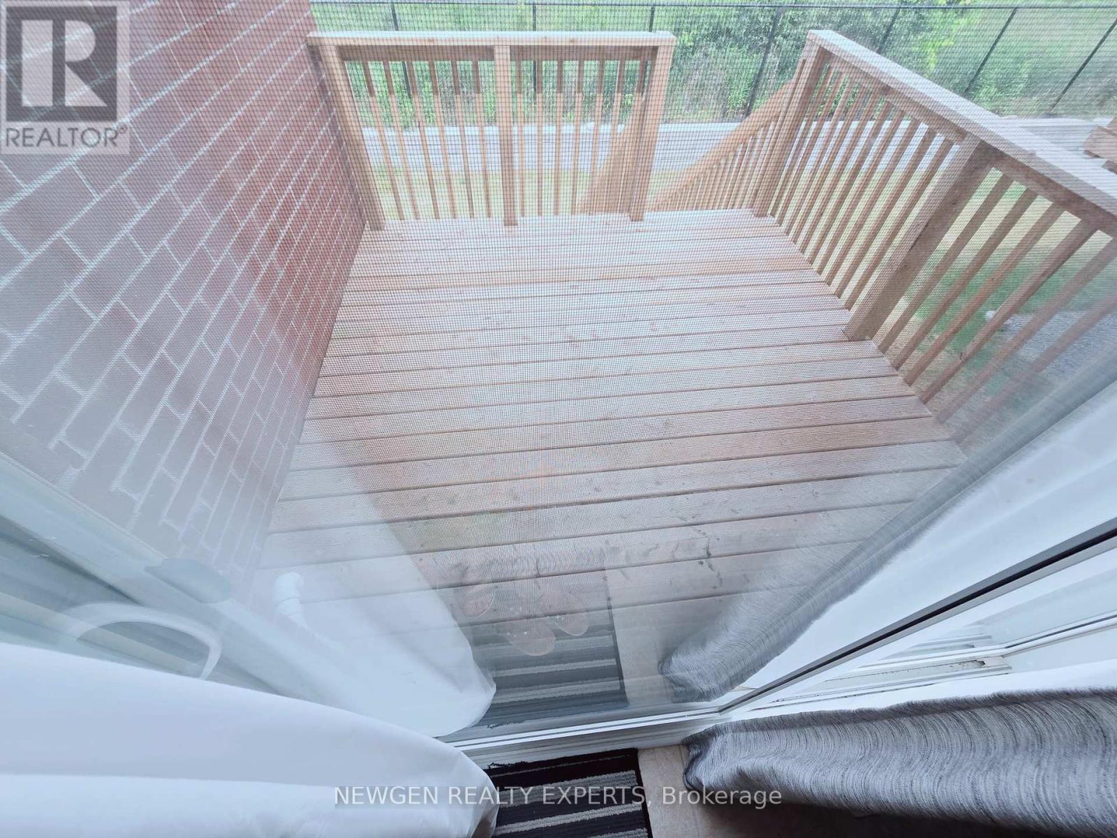 12 Cachia Lane, Ajax, Ontario  L1T 0P8 - Photo 9 - E12994184