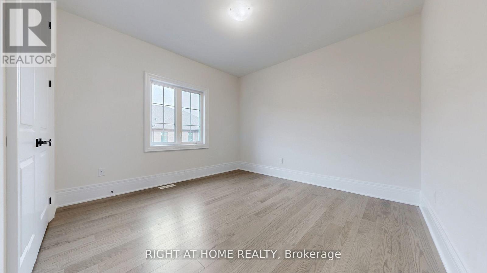 7 Adario Crescent, Vaughan, Ontario  L3L 0G3 - Photo 35 - N12994140