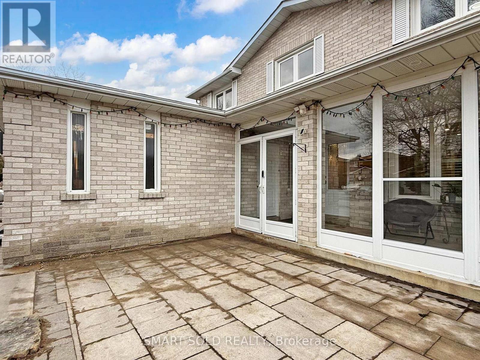 24 Normandy Crescent, Richmond Hill, Ontario  L4C 8L8 - Photo 39 - N12994150