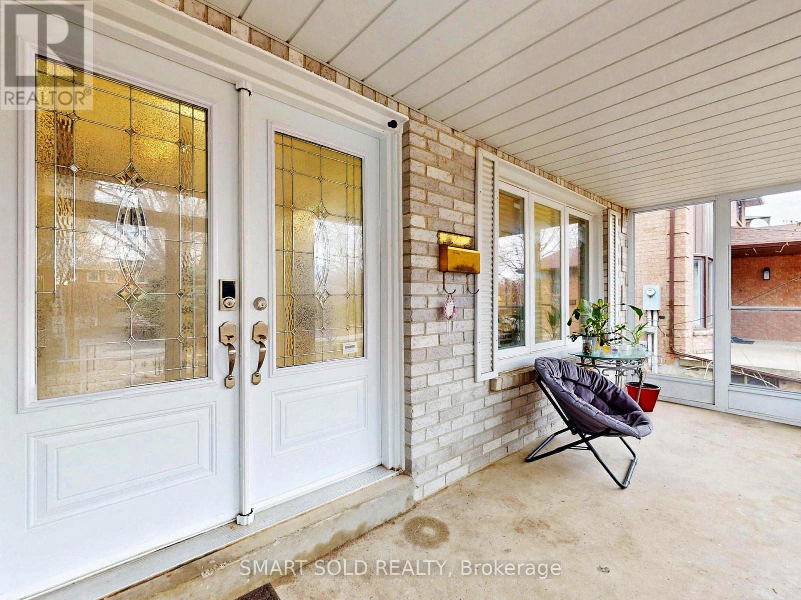 24 Normandy Crescent, Richmond Hill, Ontario  L4C 8L8 - Photo 40 - N12994150