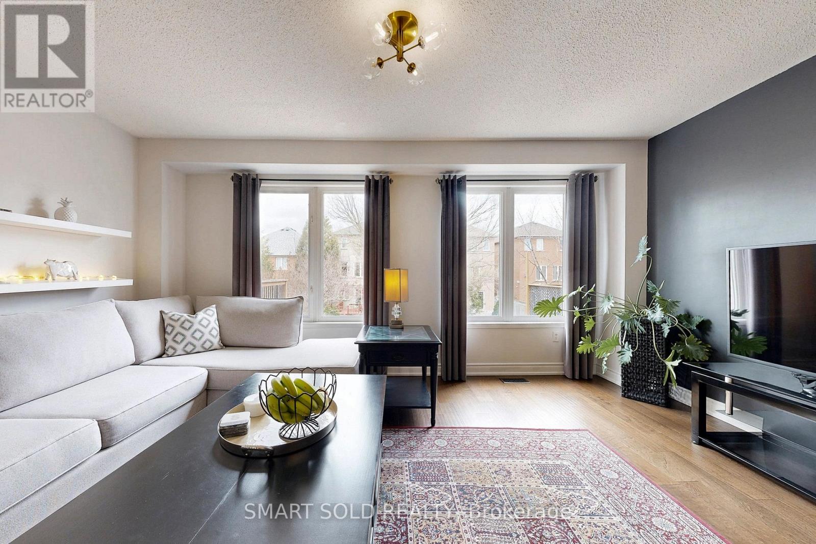 299 Yellowood Circle, Vaughan, Ontario  L4J 8L8 - Photo 11 - N12994158