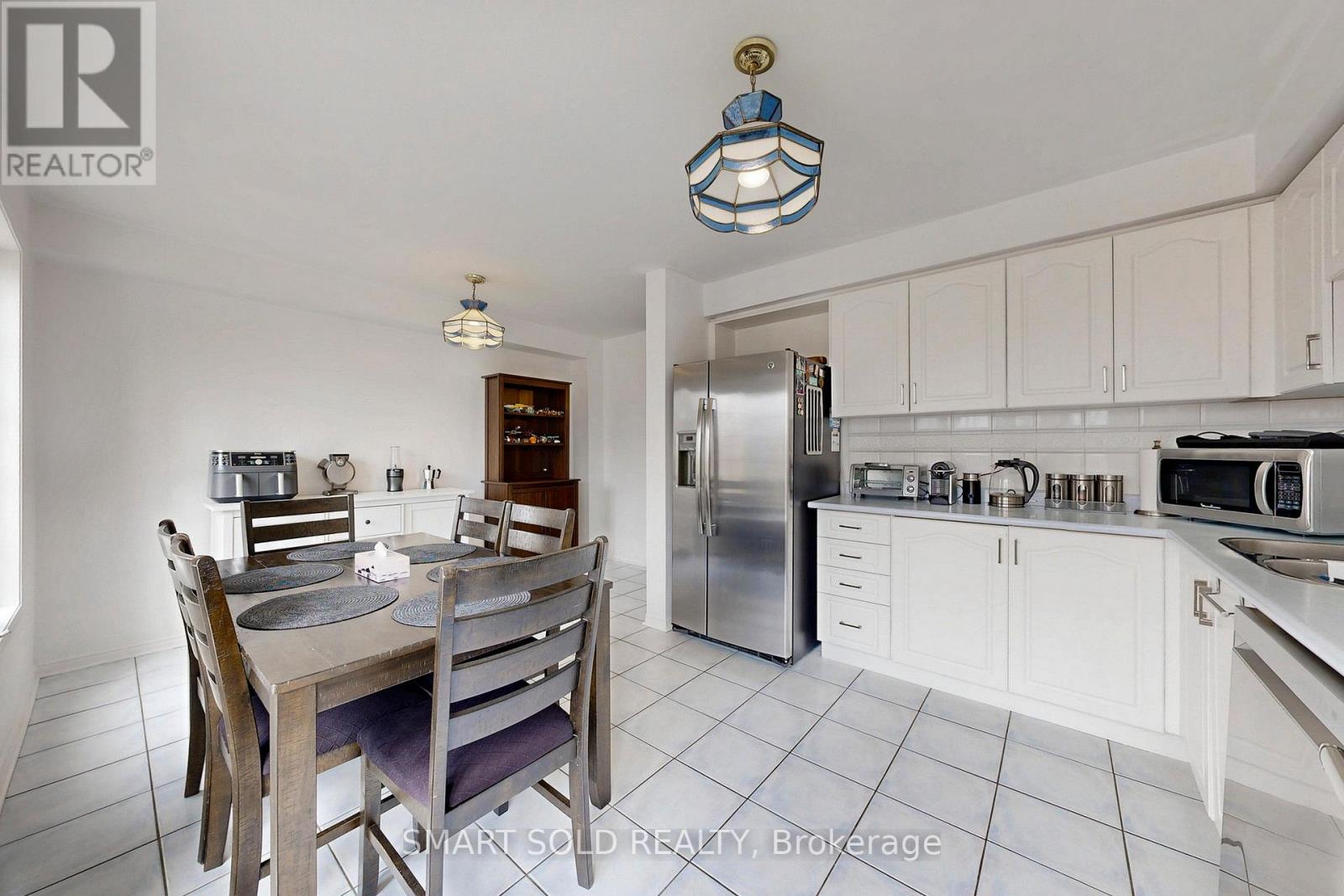 299 Yellowood Circle, Vaughan, Ontario  L4J 8L8 - Photo 18 - N12994158