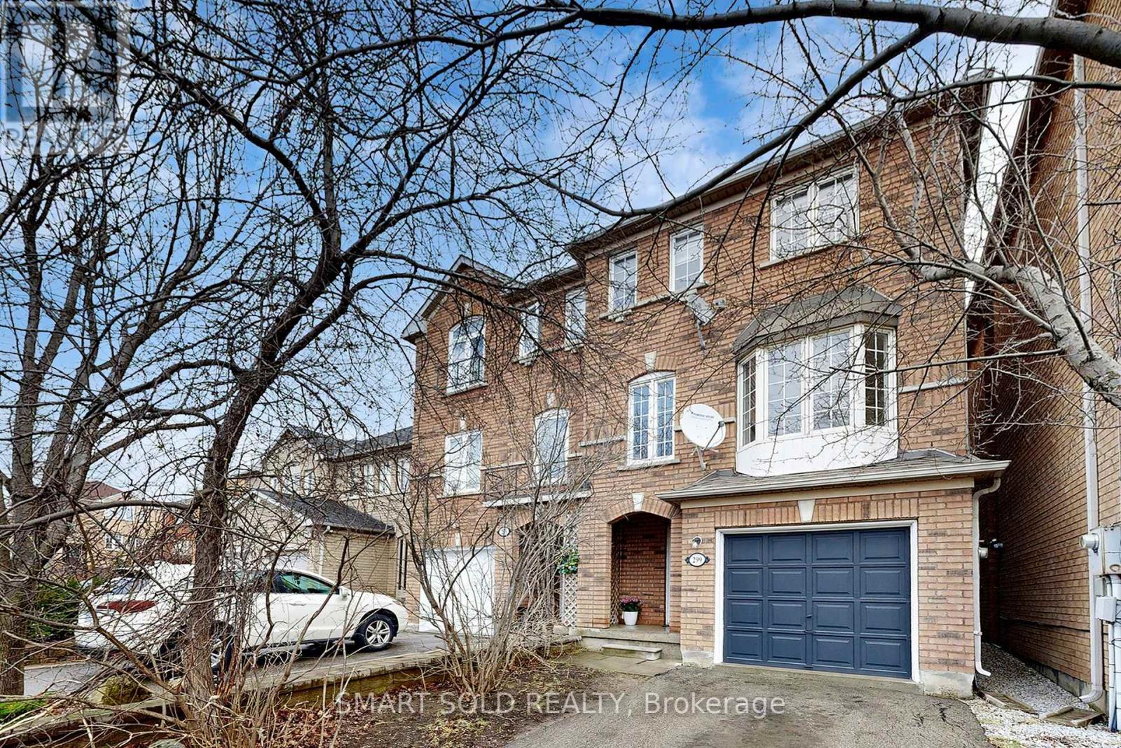 299 Yellowood Circle, Vaughan, Ontario  L4J 8L8 - Photo 2 - N12994158
