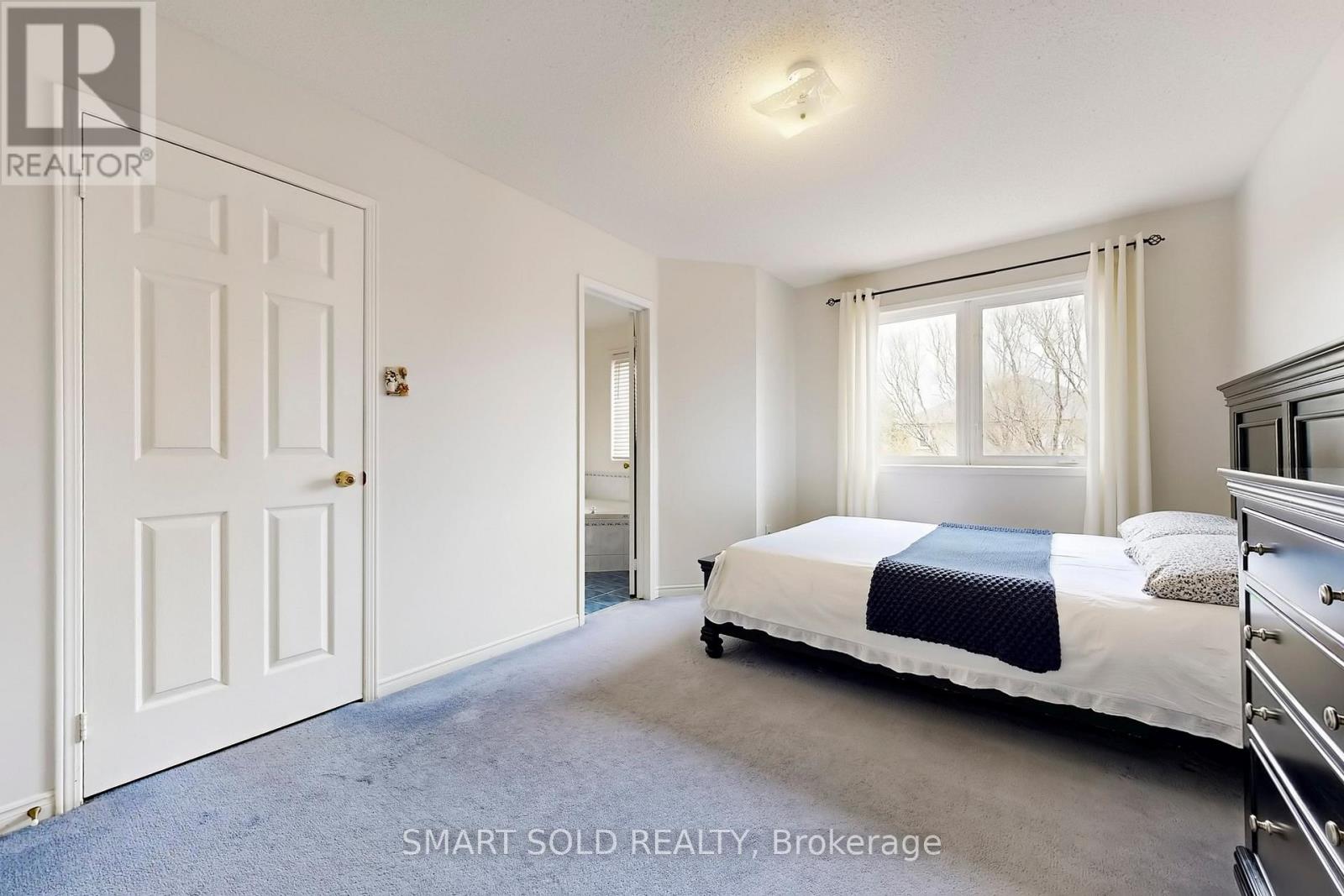 299 Yellowood Circle, Vaughan, Ontario  L4J 8L8 - Photo 25 - N12994158