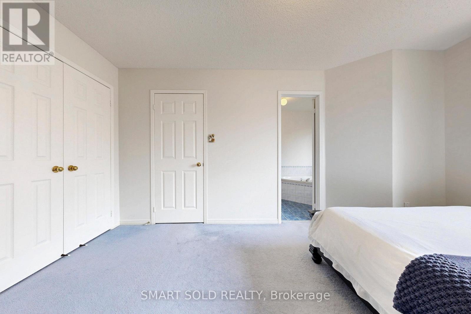 299 Yellowood Circle, Vaughan, Ontario  L4J 8L8 - Photo 26 - N12994158