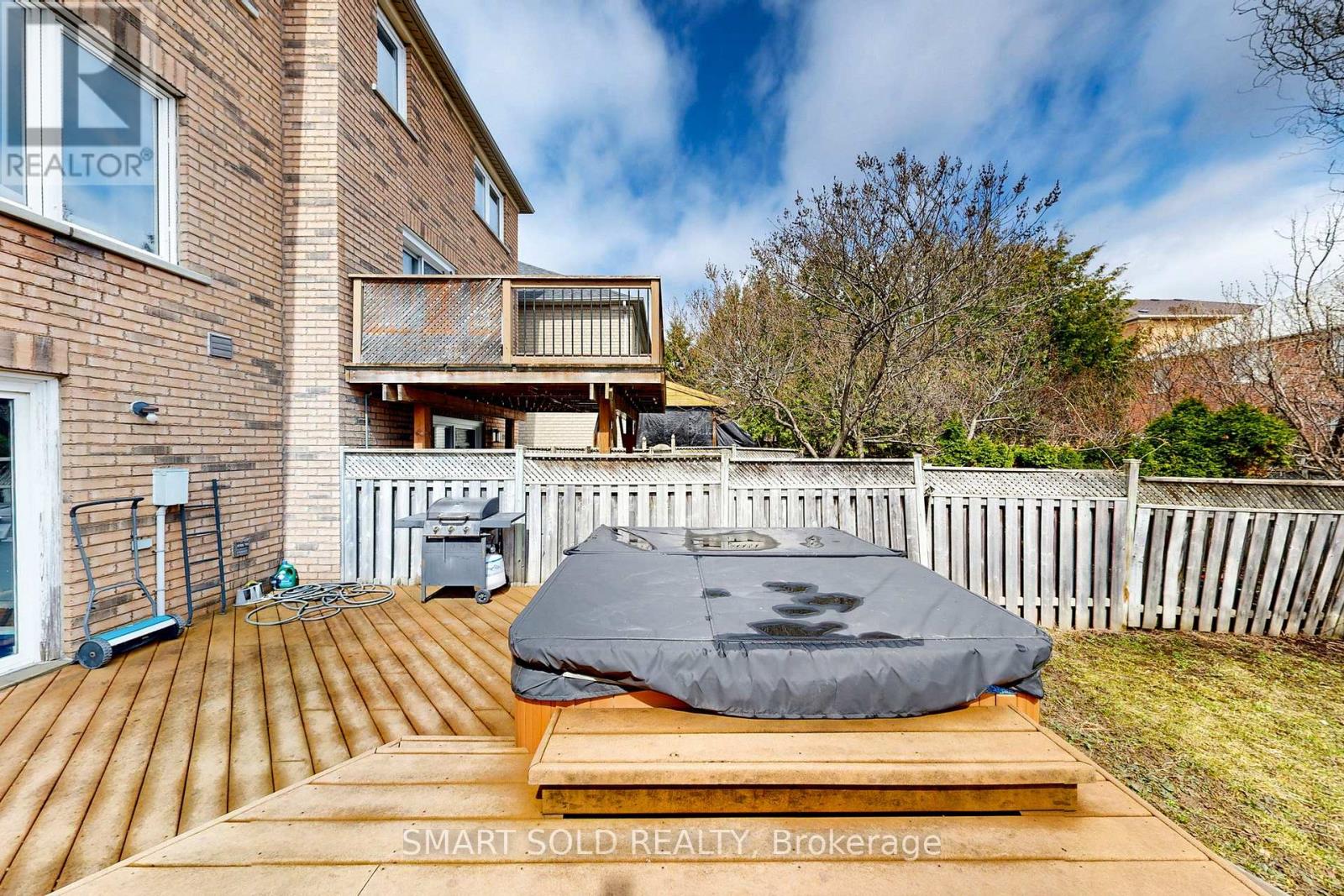 299 Yellowood Circle, Vaughan, Ontario  L4J 8L8 - Photo 38 - N12994158