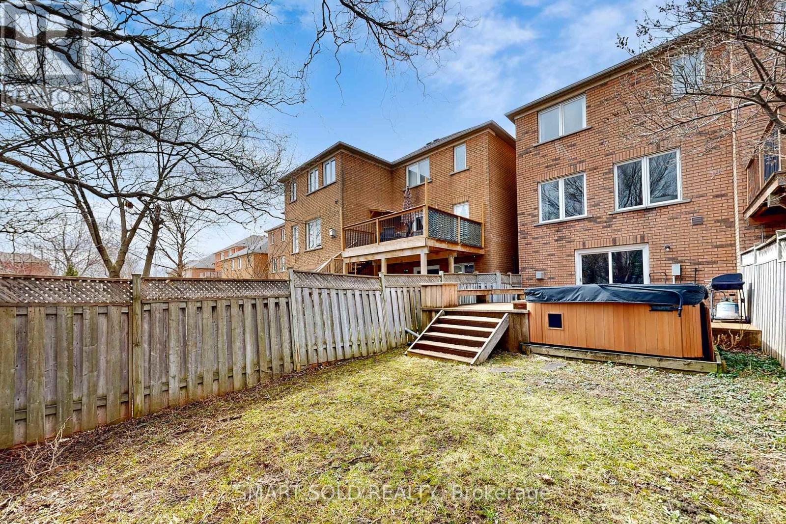 299 Yellowood Circle, Vaughan, Ontario  L4J 8L8 - Photo 42 - N12994158