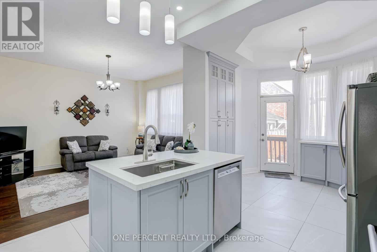 4 Copperstone Crescent, Richmond Hill, Ontario  L4S 2C4 - Photo 13 - N12994194