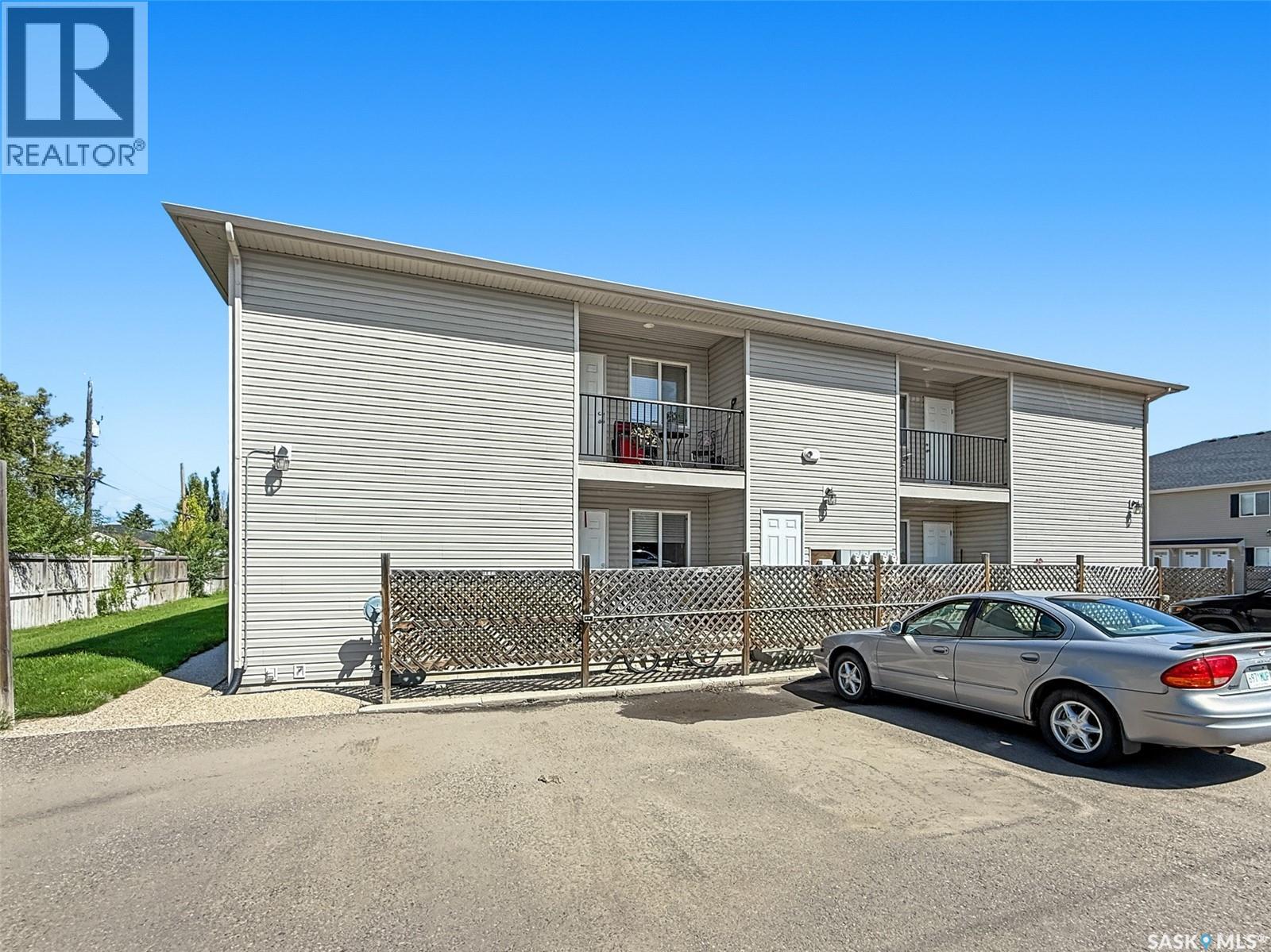 113 825 Gladstone STREET E, Swift Current, Saskatchewan