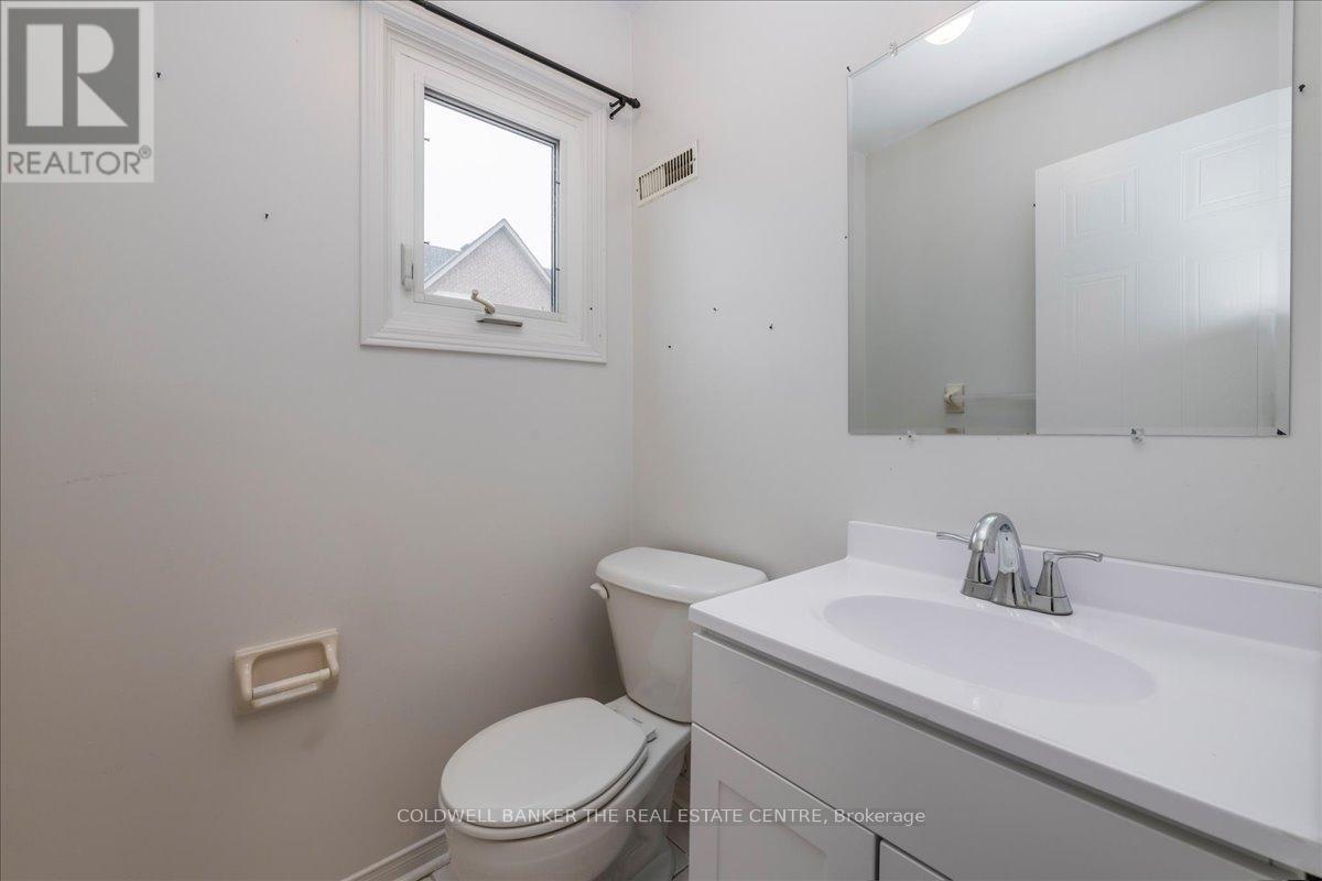 9 - 119 D'ambrosio Drive, Barrie, Ontario  L4N 7N7 - Photo 10 - S12994170