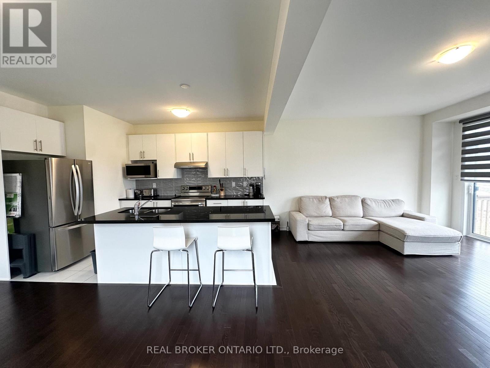 185 Hayrake Street, Brampton, Ontario  L6Z 0K4 - Photo 11 - W12994154