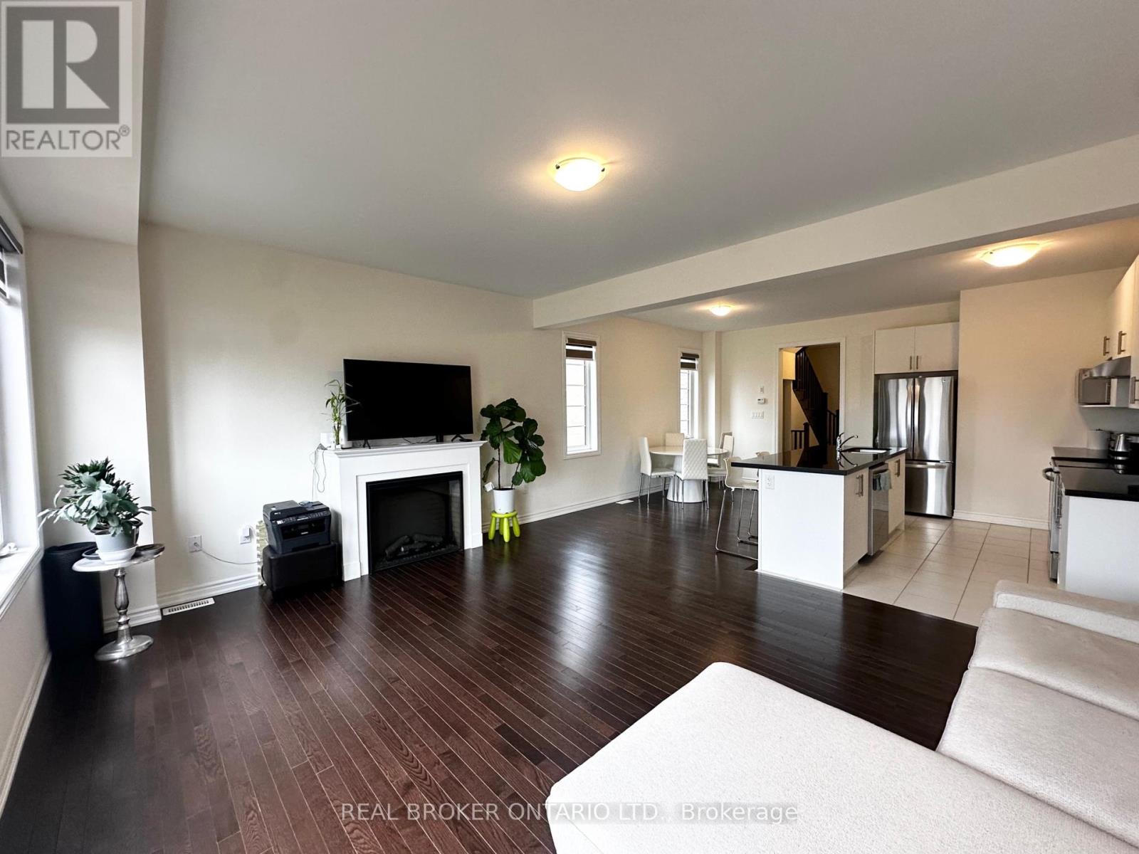 185 Hayrake Street, Brampton, Ontario  L6Z 0K4 - Photo 15 - W12994154