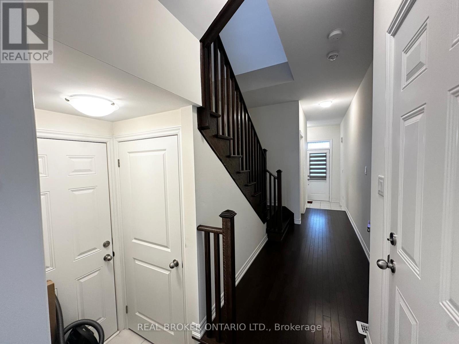 185 Hayrake Street, Brampton, Ontario  L6Z 0K4 - Photo 18 - W12994154