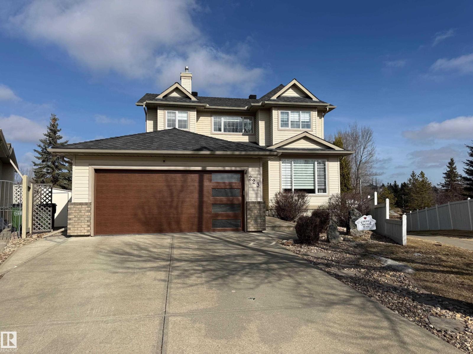 223 Ormsby Road East Nw, Edmonton, Alberta  T5T 5X5 - Photo 2 - E4472148