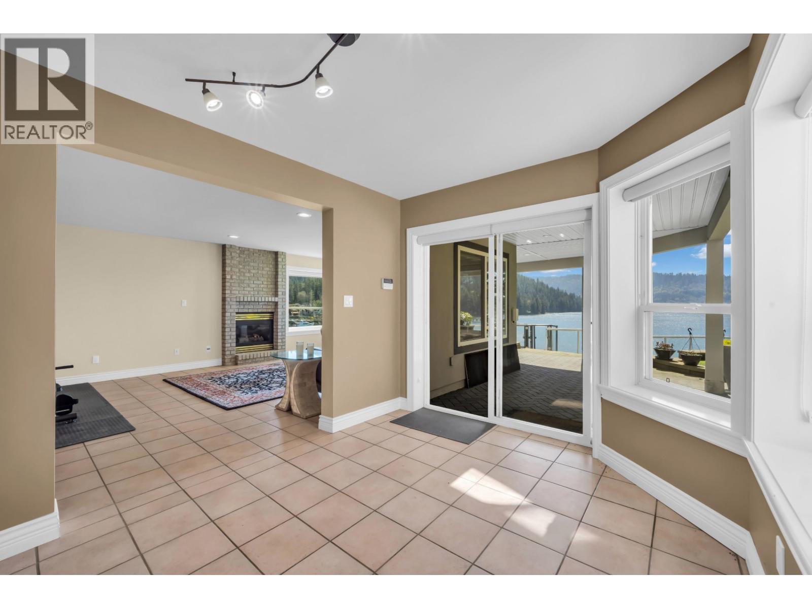 242 Turtlehead Road, Belcarra, British Columbia  V3H 4P2 - Photo 37 - R3110708