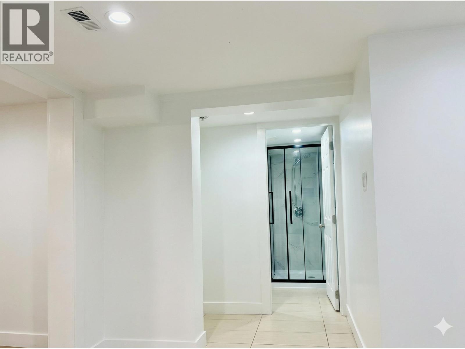 3708 Dumfries Street, Vancouver, British Columbia V5N 3S7 - Photo 28 - R3109429