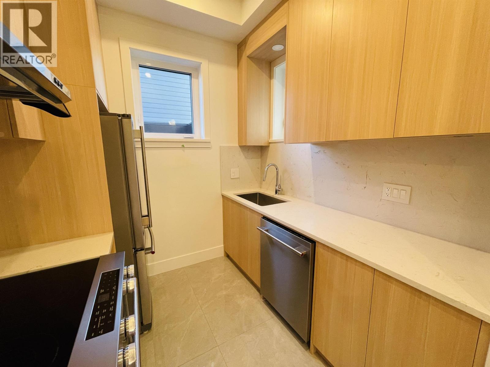 2 2452 Harrison Drive, Vancouver, British Columbia  V5P 2P8 - Photo 10 - R3104148