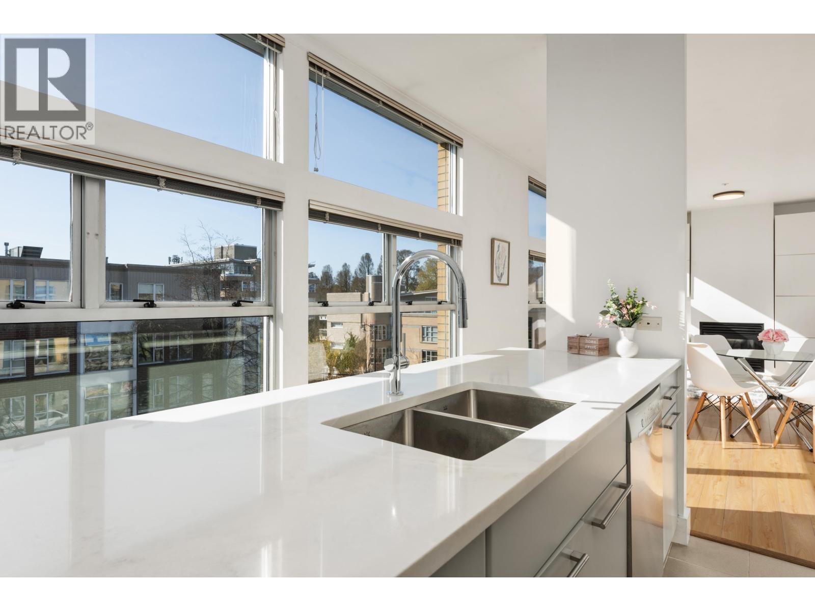 Ph2 2088 W 11th Avenue, Vancouver, British Columbia  V6J 2C9 - Photo 14 - R3110344