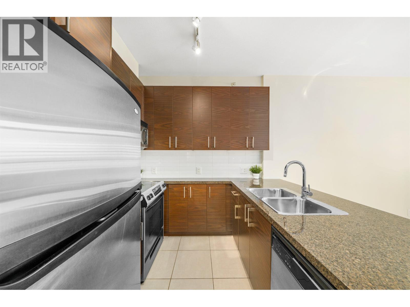 605 2345 Madison Avenue, Burnaby, British Columbia  V5C 0B4 - Photo 10 - R3091012