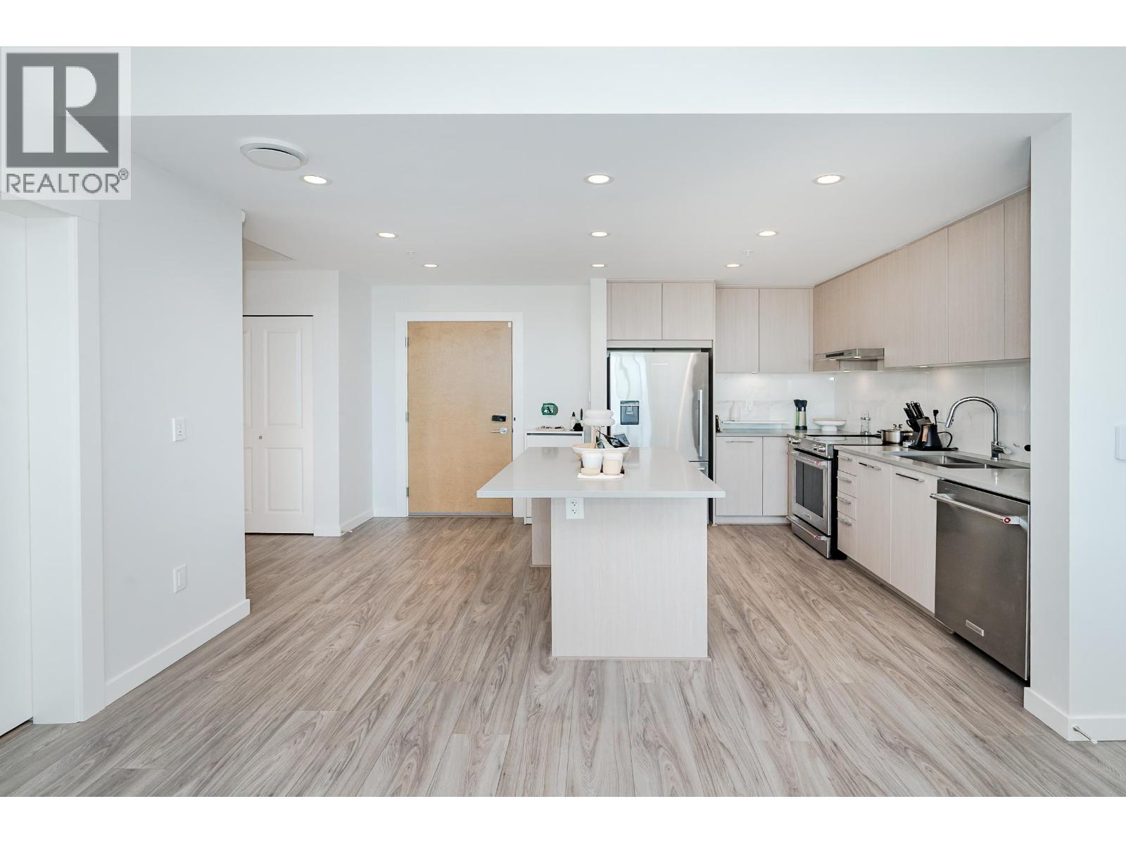 416 6438 Byrnepark Drive, Burnaby, British Columbia  V3N 0J1 - Photo 12 - R3110784