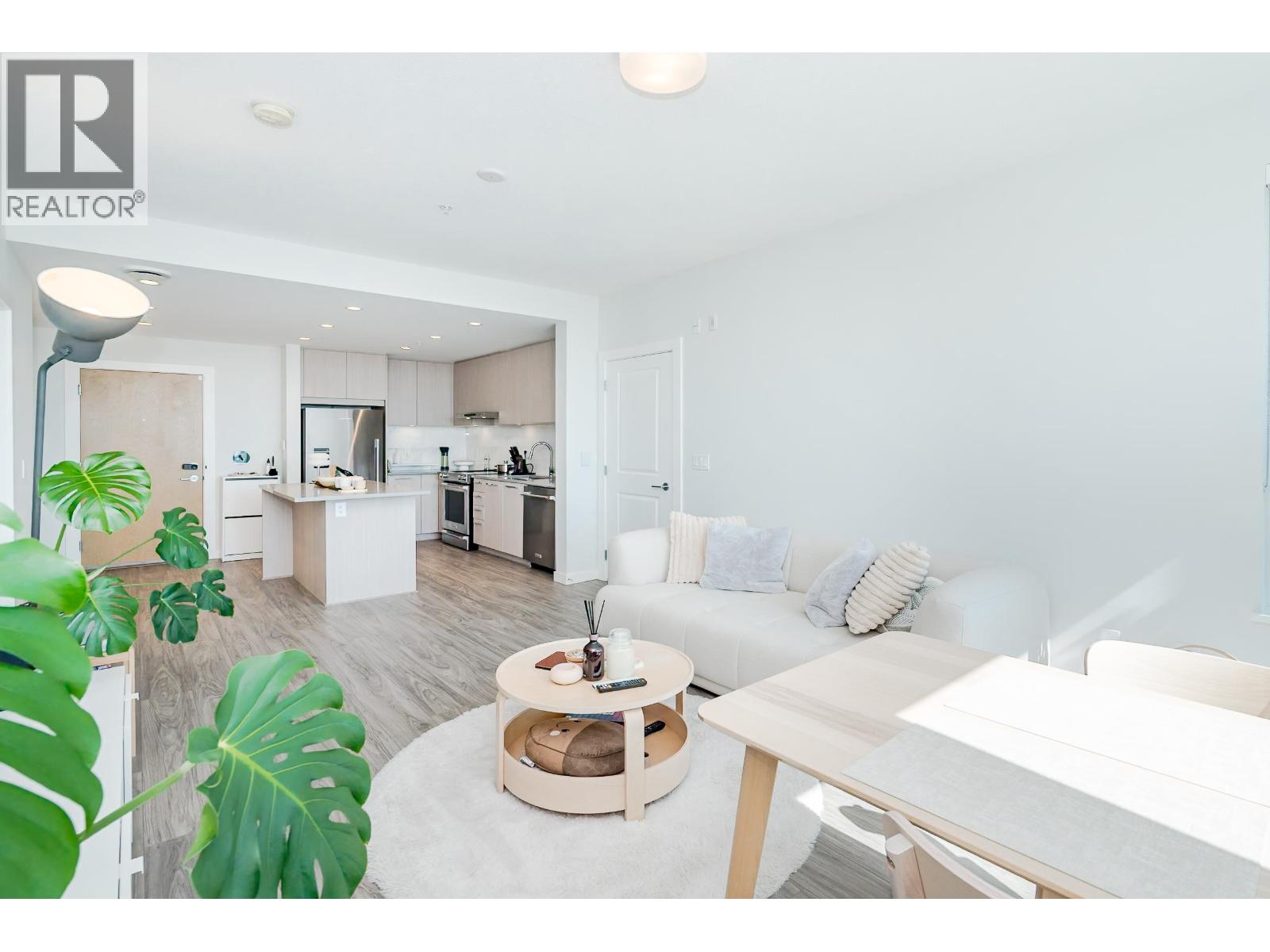 416 6438 Byrnepark Drive, Burnaby, British Columbia  V3N 0J1 - Photo 8 - R3110784