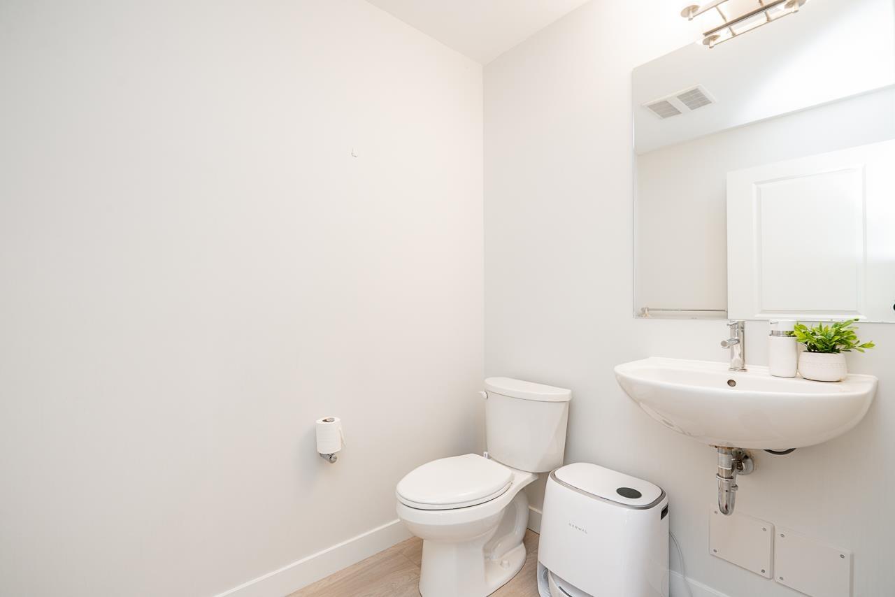 9 20057 82 Avenue, Langley, British Columbia  V2Y 3S4 - Photo 11 - R3110614