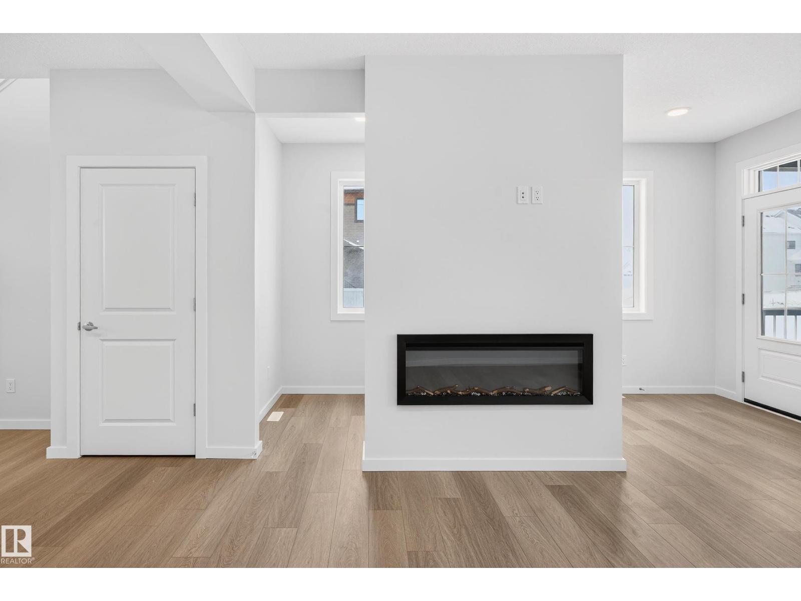 17203 3 St Nw, Edmonton, Alberta  T5Y 4G7 - Photo 9 - E4468657