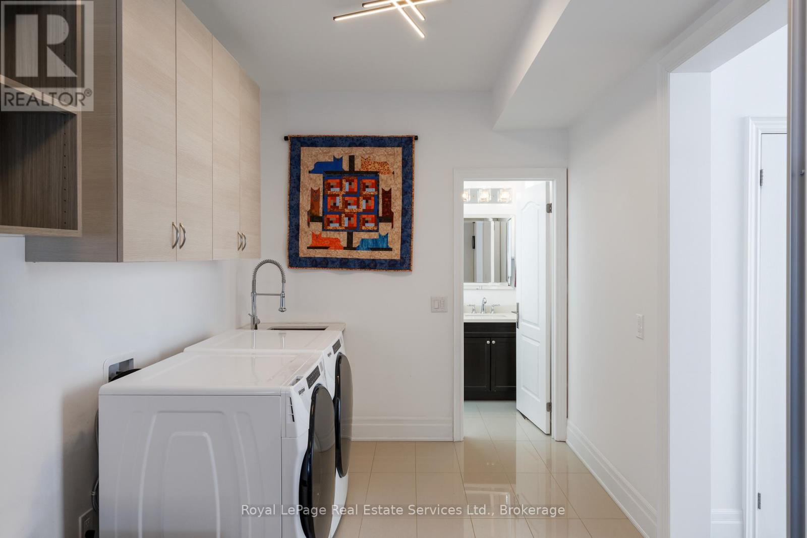 214 Dorval Drive, Oakville, Ontario  L6K 0H3 - Photo 30 - W12994290