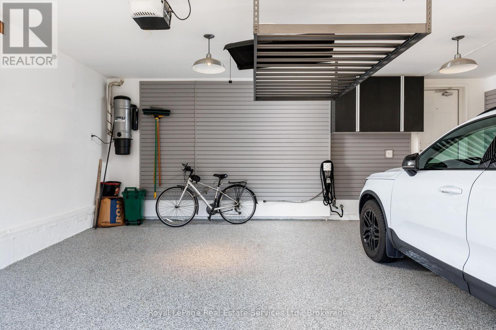 214 Dorval Drive, Oakville, Ontario  L6K 0H3 - Photo 33 - W12994290