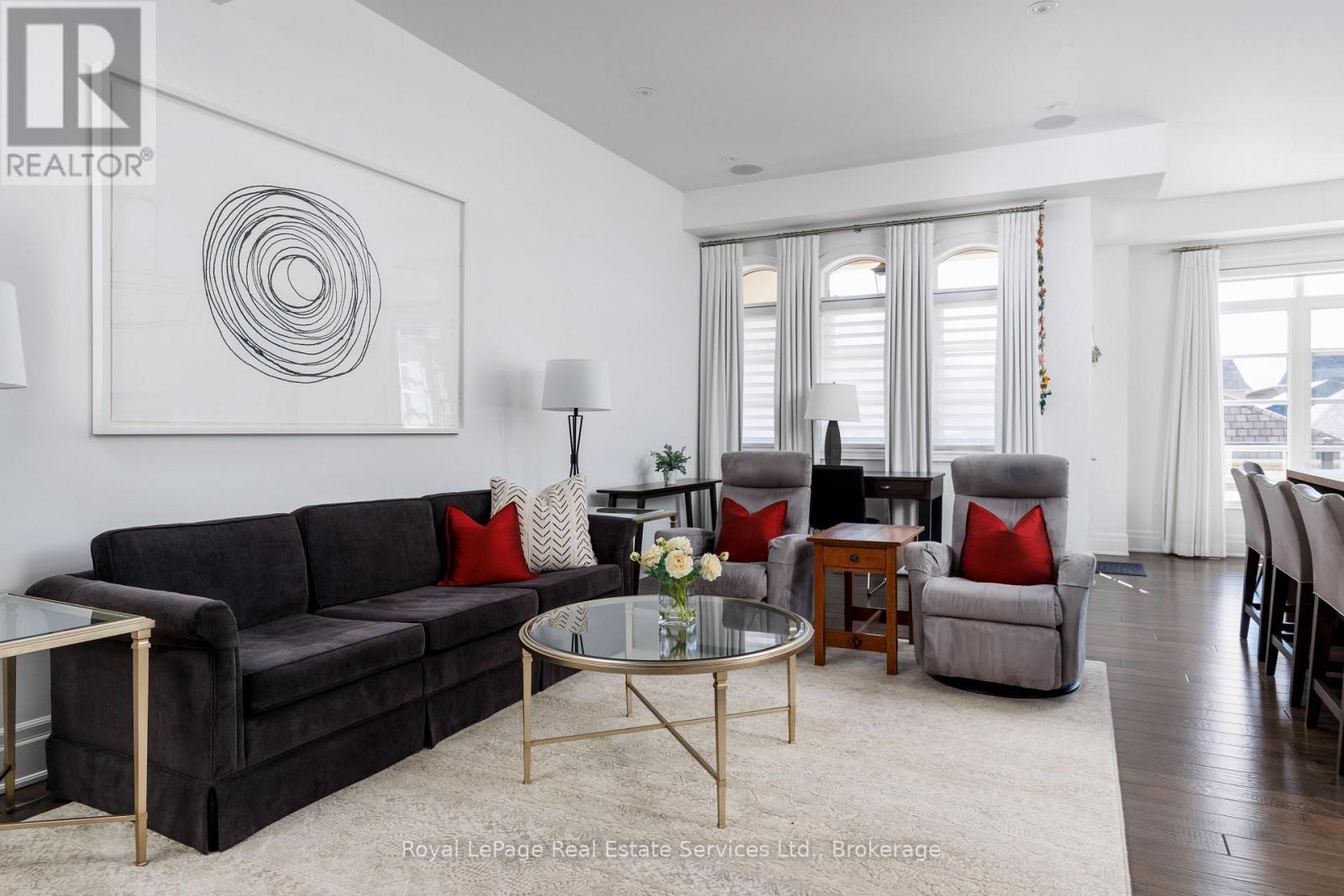 214 Dorval Drive, Oakville, Ontario  L6K 0H3 - Photo 6 - W12994290