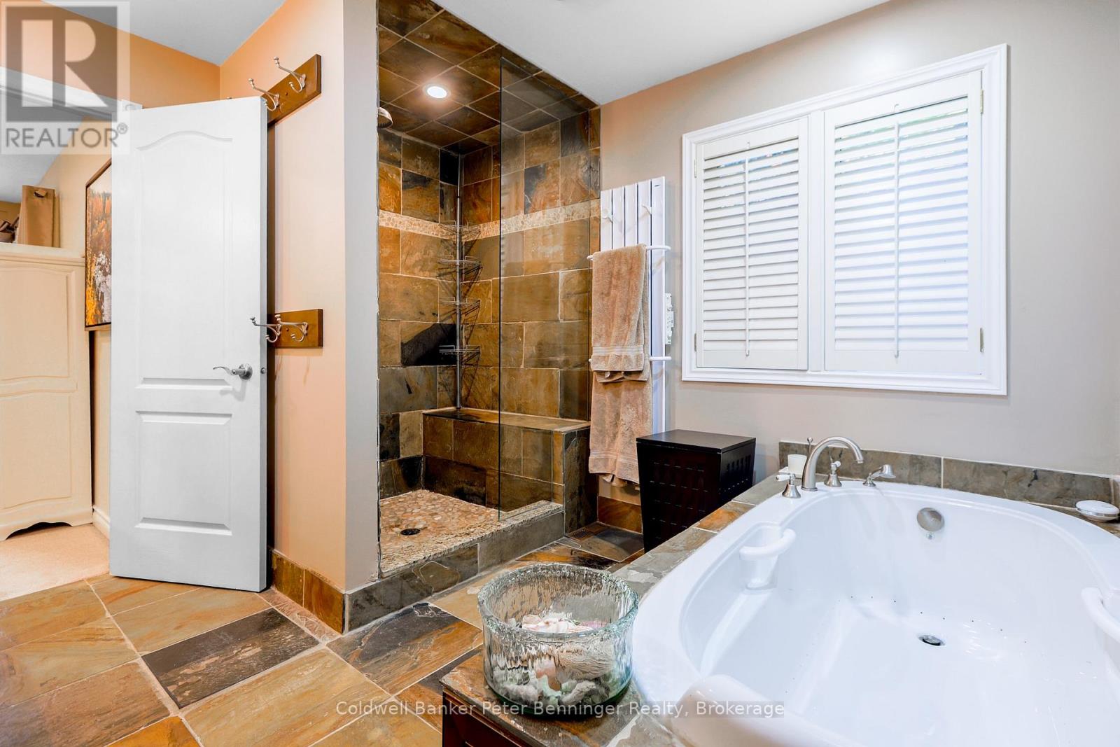 152 Treegrove Circle, Aurora, Ontario  L4G 6M1 - Photo 17 - N12773934