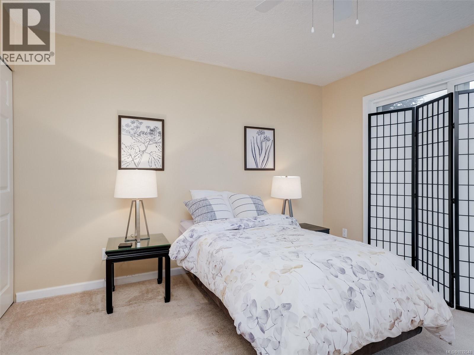 9907 Galaran Rd, Sidney, British Columbia  V8L 4G5 - Photo 12 - 1032048