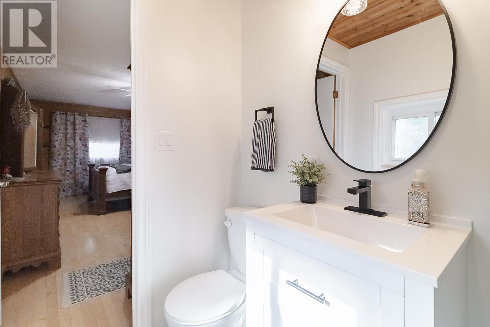 690 Walls Side Rd, Sault Ste. Marie, Ontario  P6A 6K4 - Photo 26 - SM260680